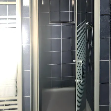 Casa de Férias Charmante Maison à Avec Jardin Et Terrasse Mouterre-Silly